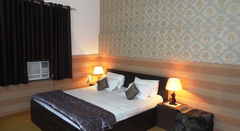 Fabexpress Landmark Awadh Hotel Lucknow Eksteriør billede