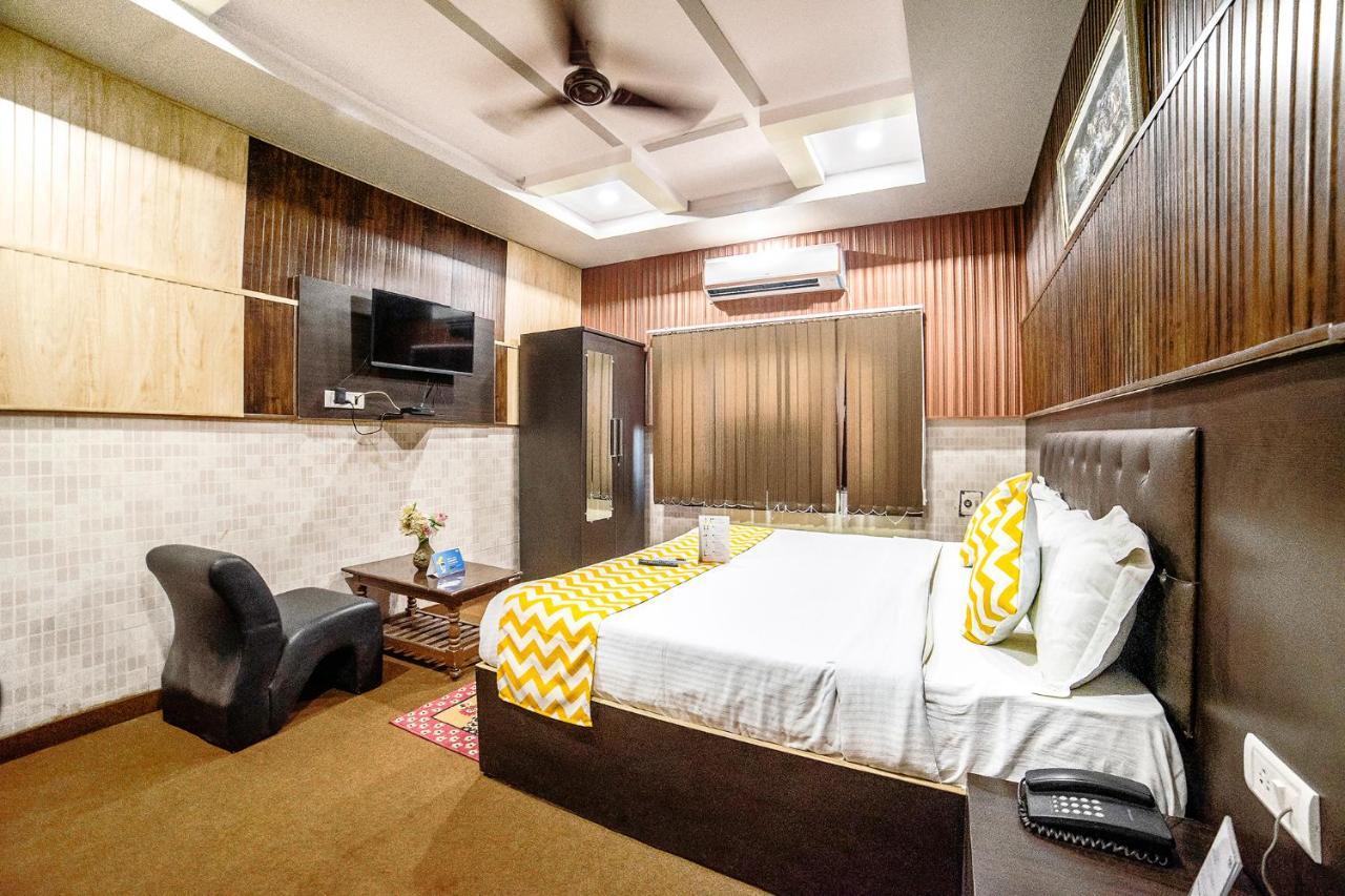 Fabexpress Landmark Awadh Hotel Lucknow Eksteriør billede