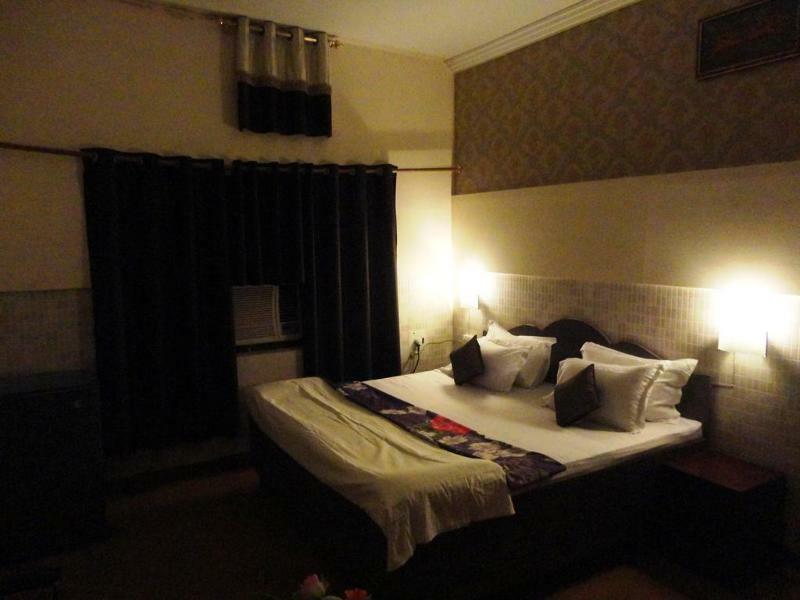 Fabexpress Landmark Awadh Hotel Lucknow Eksteriør billede